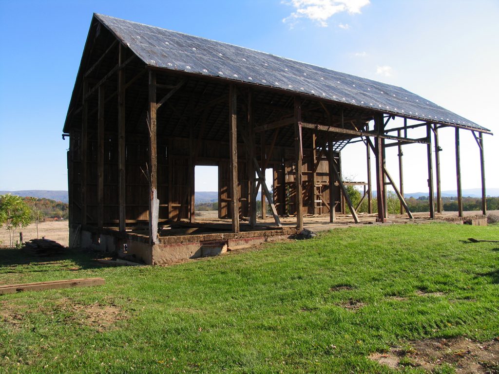 Reclaiming wood for furniture